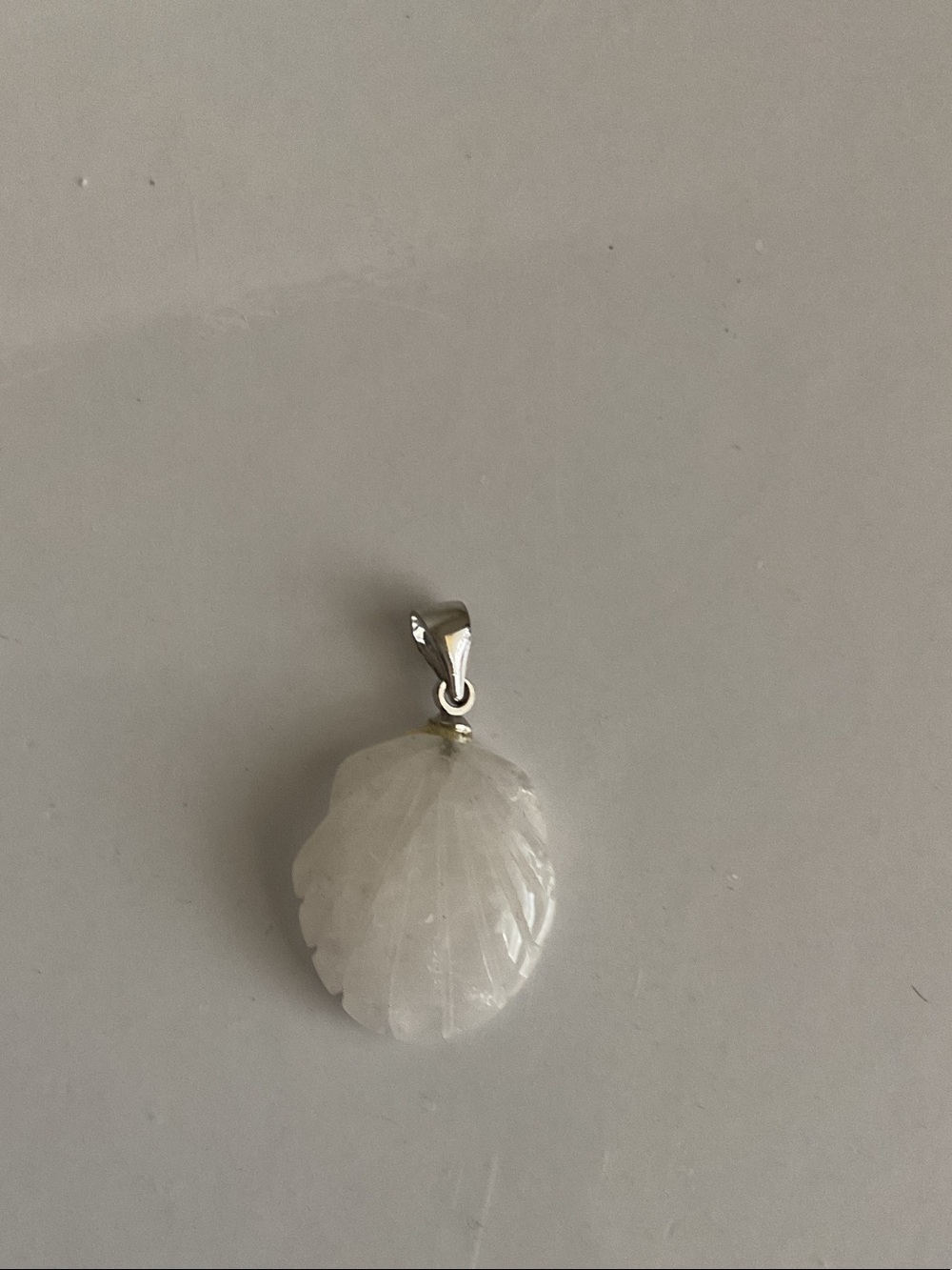 Crystal Gem StoneCarved Shell Pendant Necklace - Women Jewelry